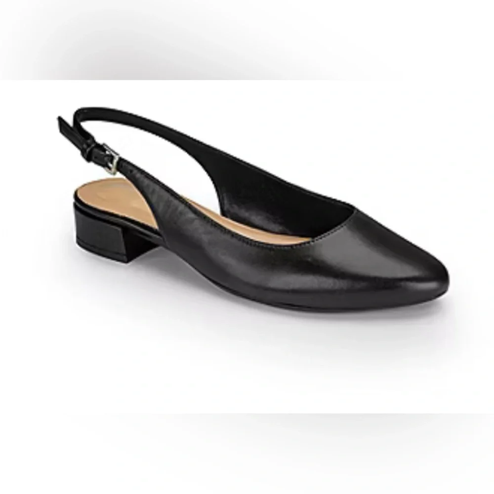 Easy Spirit Womens Cassius Pointed Toe Block Heel Pumps. Size 5.5. Color: Black‎